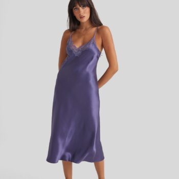 Long Chemise with Lace Blue Manor