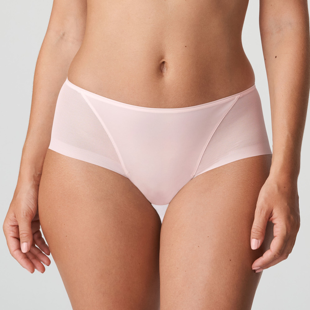 Every Woman Hotpants » Stephanie's 